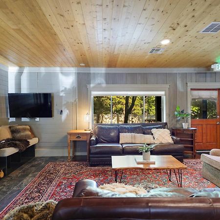 McCloud Shasta View Lodge מראה חיצוני תמונה