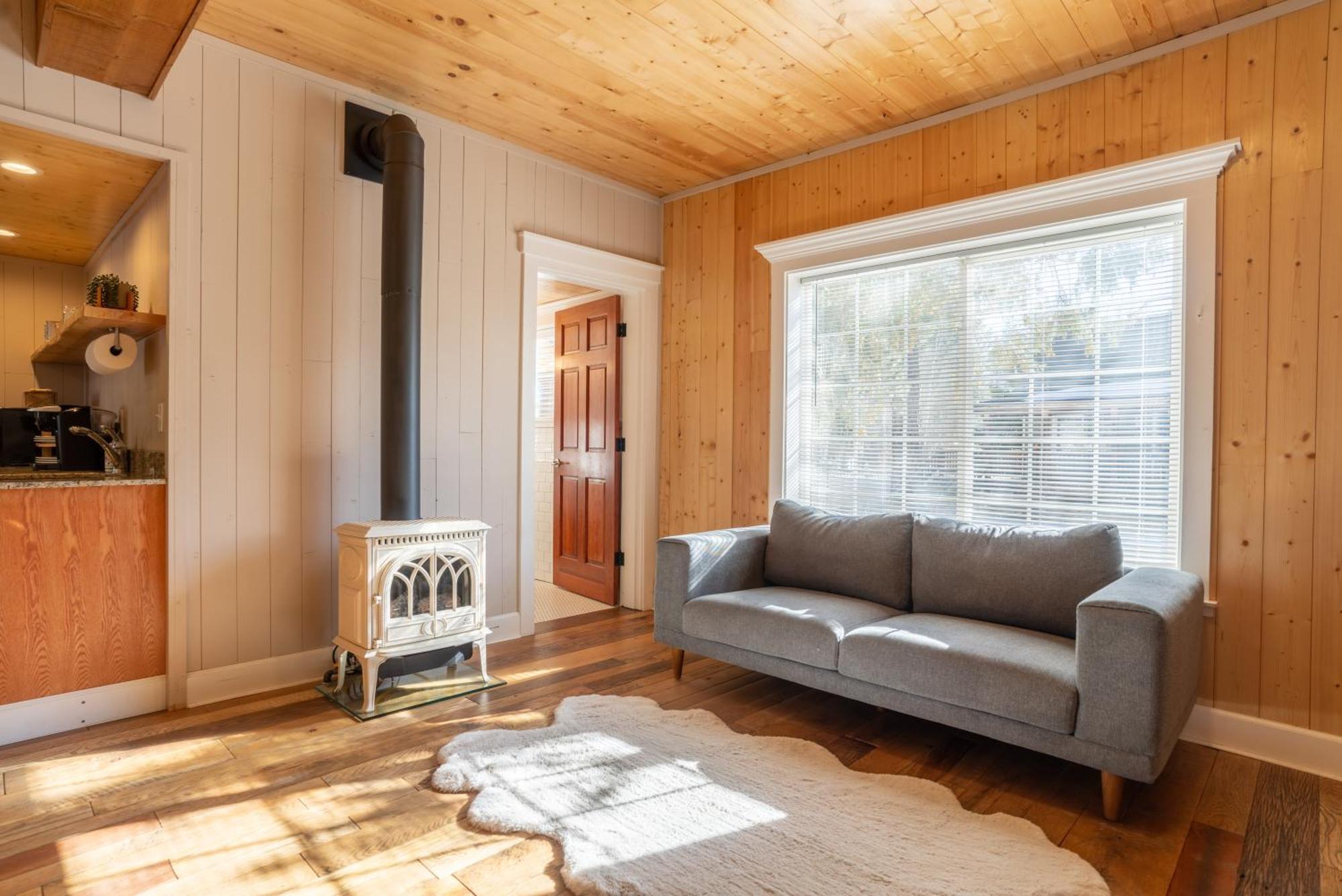 McCloud Shasta View Lodge מראה חיצוני תמונה