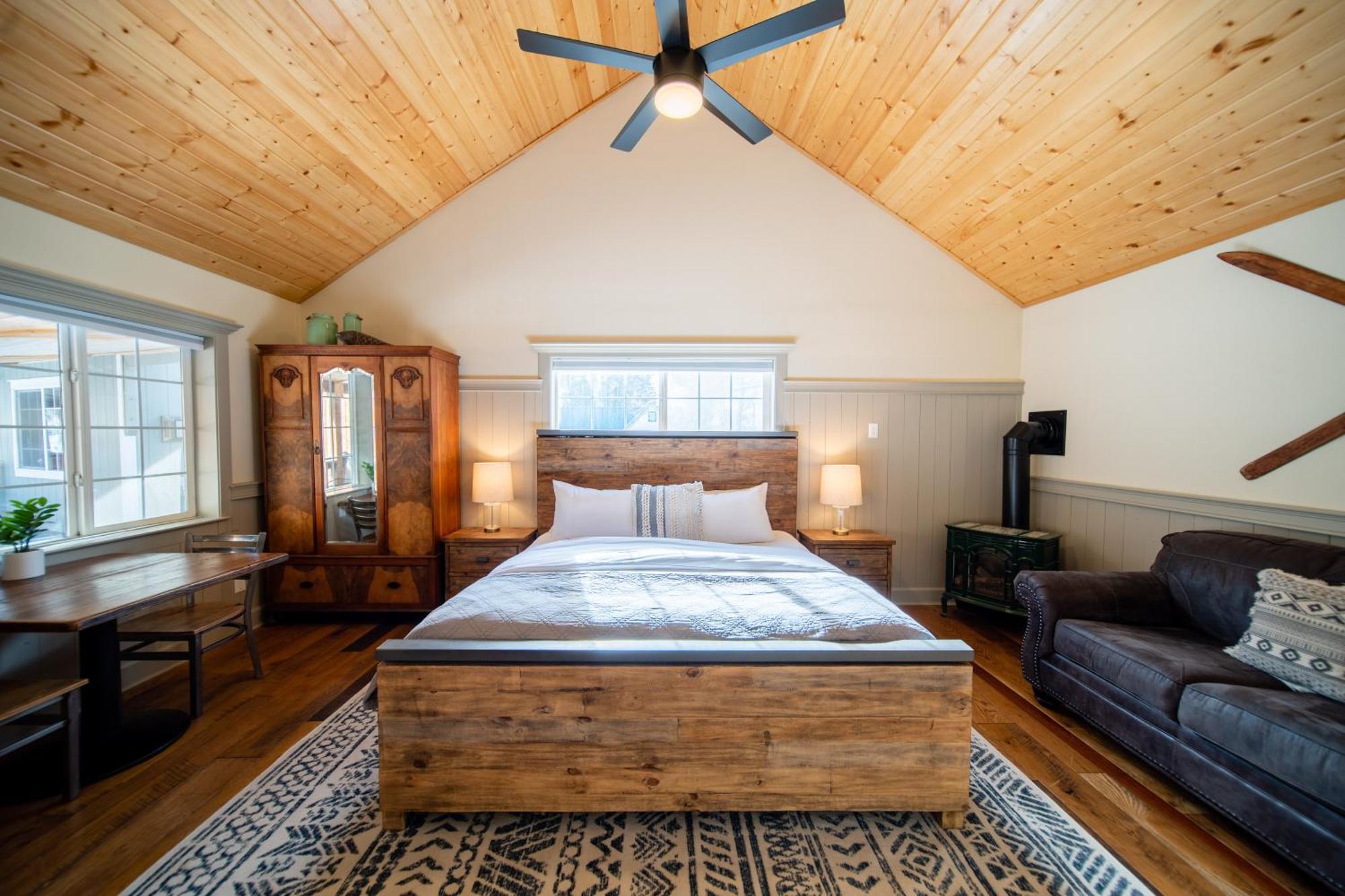 McCloud Shasta View Lodge מראה חיצוני תמונה