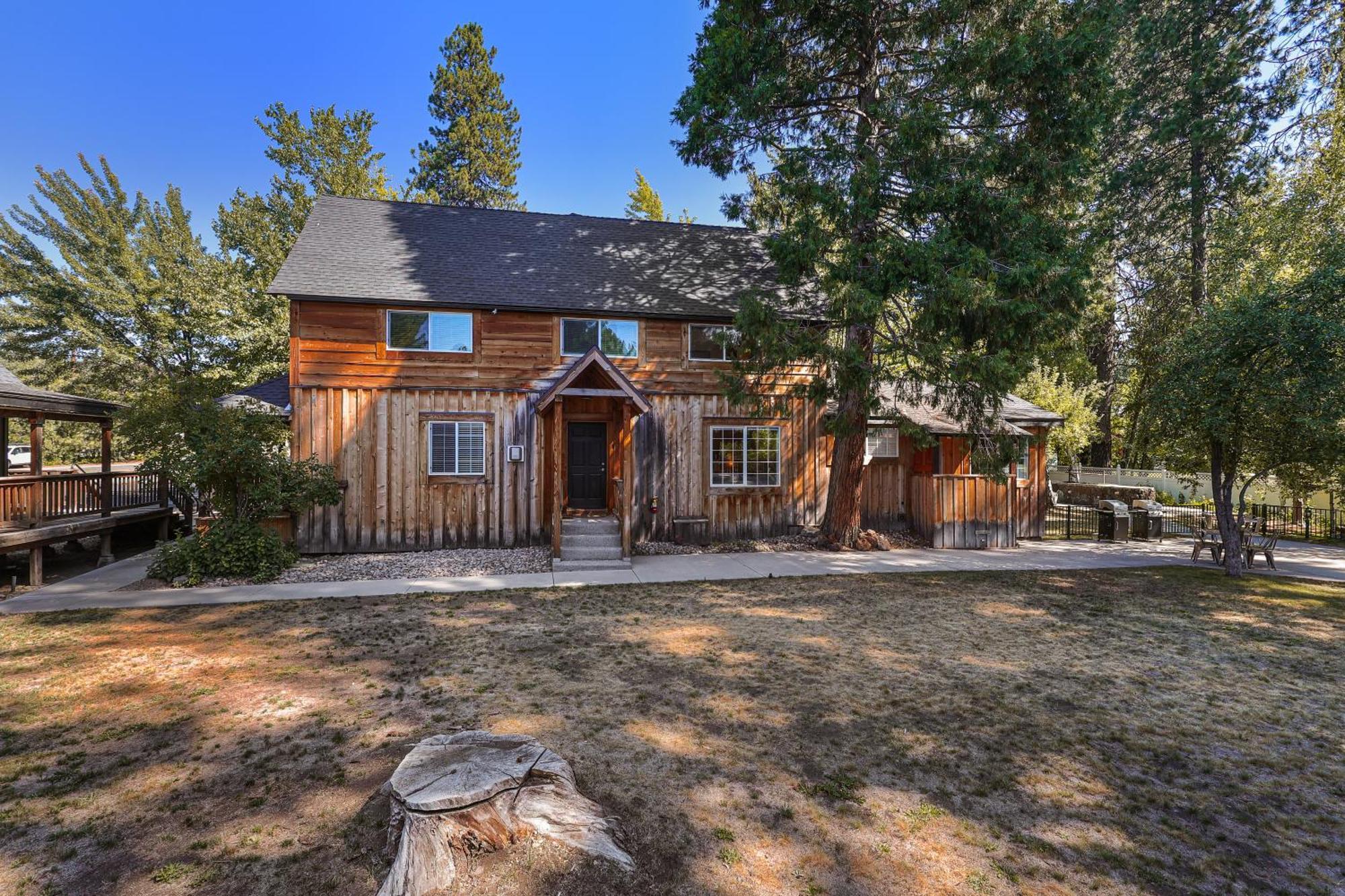 McCloud Shasta View Lodge מראה חיצוני תמונה