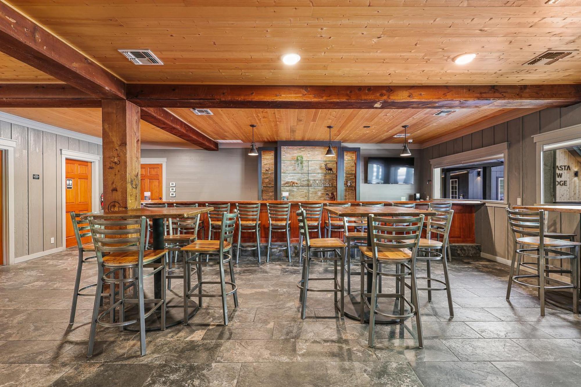 McCloud Shasta View Lodge מראה חיצוני תמונה