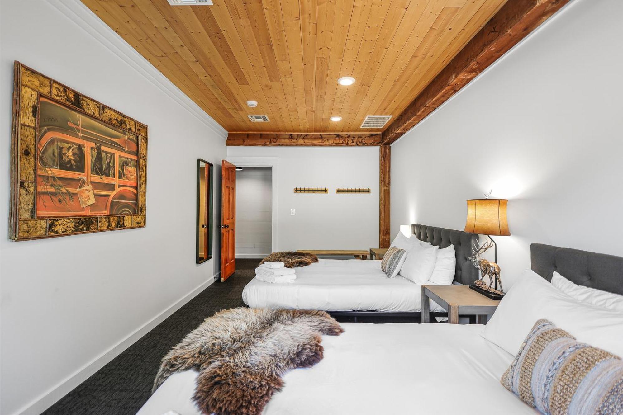 McCloud Shasta View Lodge מראה חיצוני תמונה