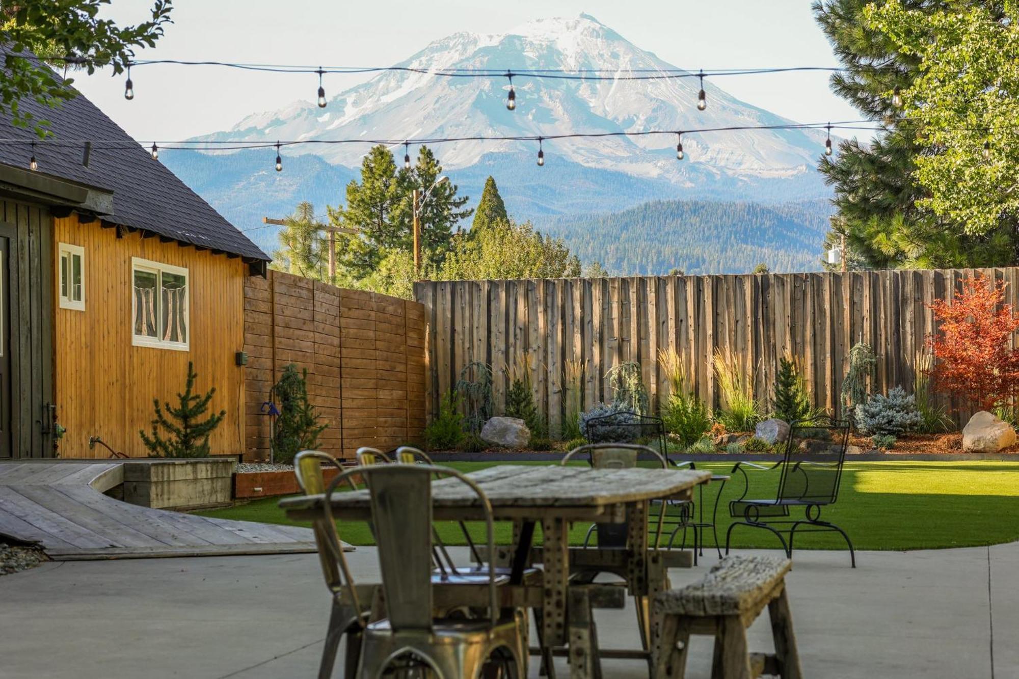 McCloud Shasta View Lodge מראה חיצוני תמונה